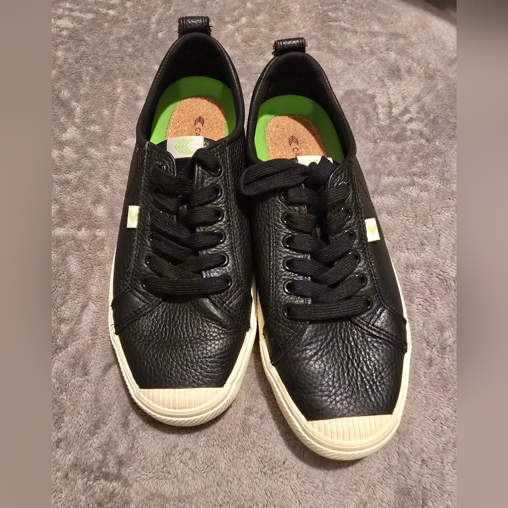 Mens CARIUMA BLACK PEBBLE OCA SNEAKERS SIZE 11.5